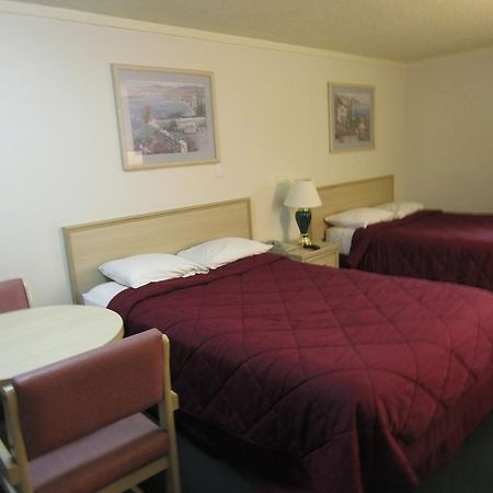 Austin Town Inn Austintown Ngoại thất bức ảnh